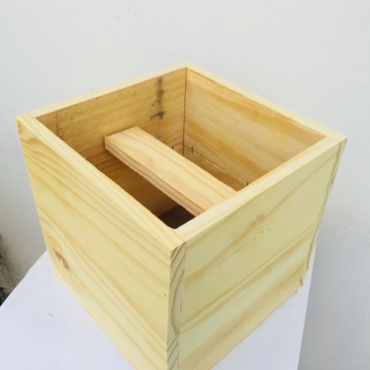 HỘP VUÔNG CAO